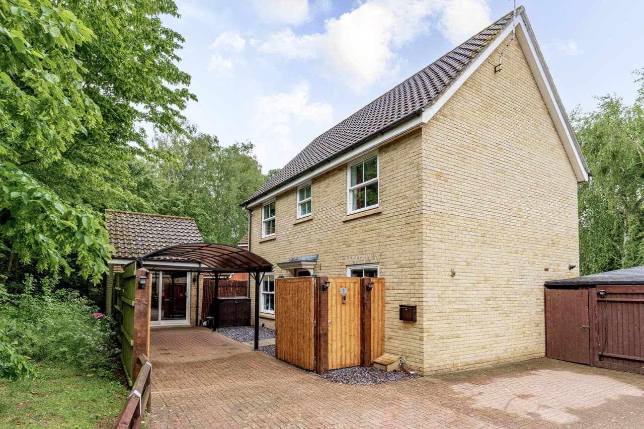 Hartbee Road, Old Catton